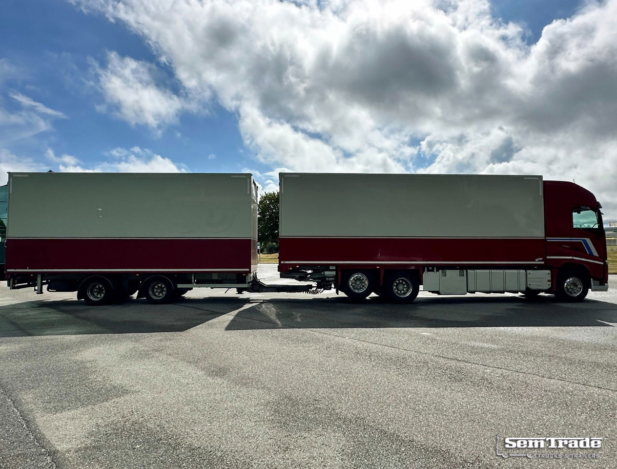 Volvo FH 500 I-Park Cool VAN Beurden Isolated Boxes Tail Lift TRS CoolING TOP Condition Holland-Combi - Refrigerator truck: picture 5 Volvo FH 500 I-Park Cool VAN Beurden Isolated Boxes Tail Lift TRS CoolING TOP Condition Holland-Combi - Refrigerator truck: picture 5
