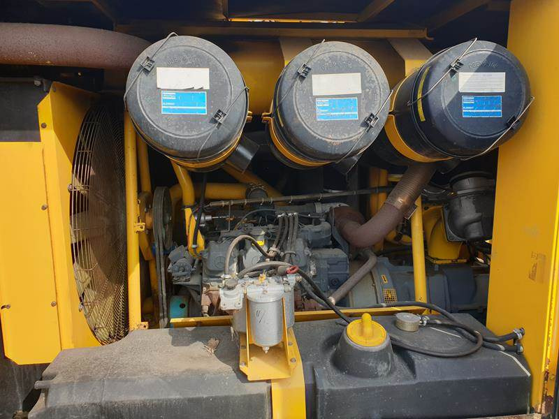Atlas-Copco XAHS 425 MD - Air compressor: picture 5 Atlas-Copco XAHS 425 MD - Air compressor: picture 5