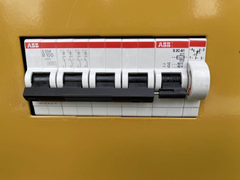 Cat DE 65 E 3 - Generator set: picture 5 Cat DE 65 E 3 - Generator set: picture 5