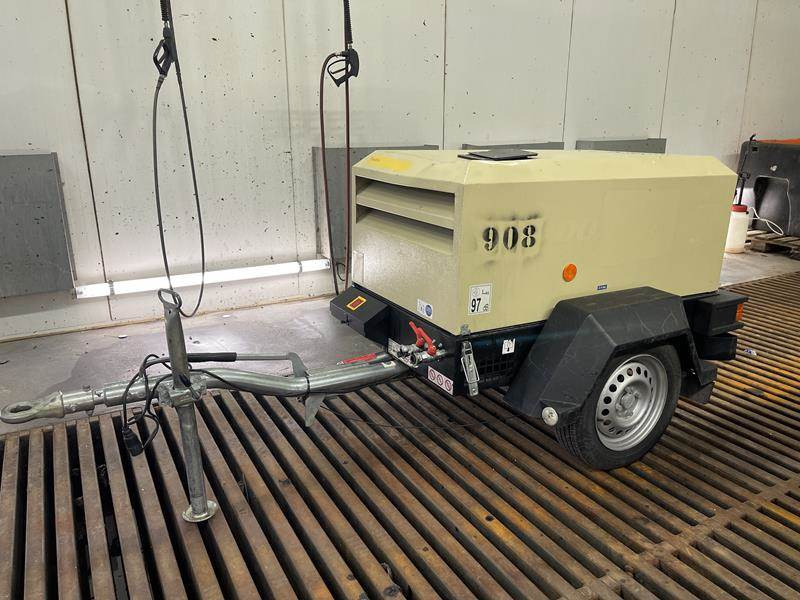 Doosan 7 / 20 - Air compressor: picture 1 Doosan 7 / 20 - Air compressor: picture 1