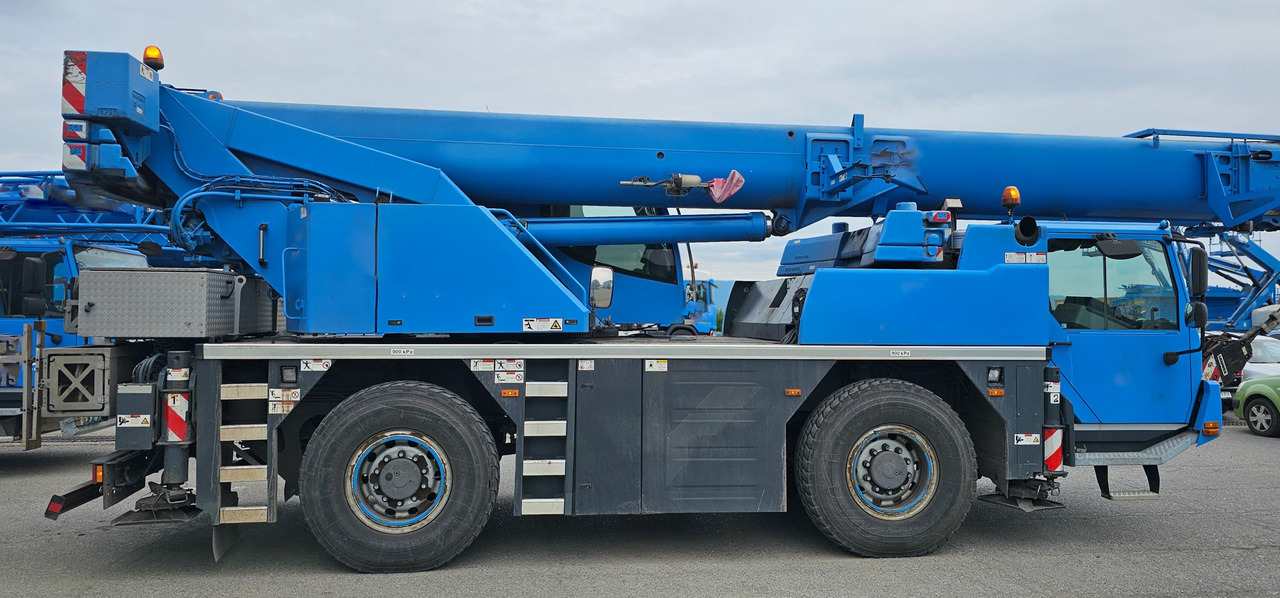 LIEBHERR LTM 1040-2.1 - Mobile crane: picture 2 LIEBHERR LTM 1040-2.1 - Mobile crane: picture 2