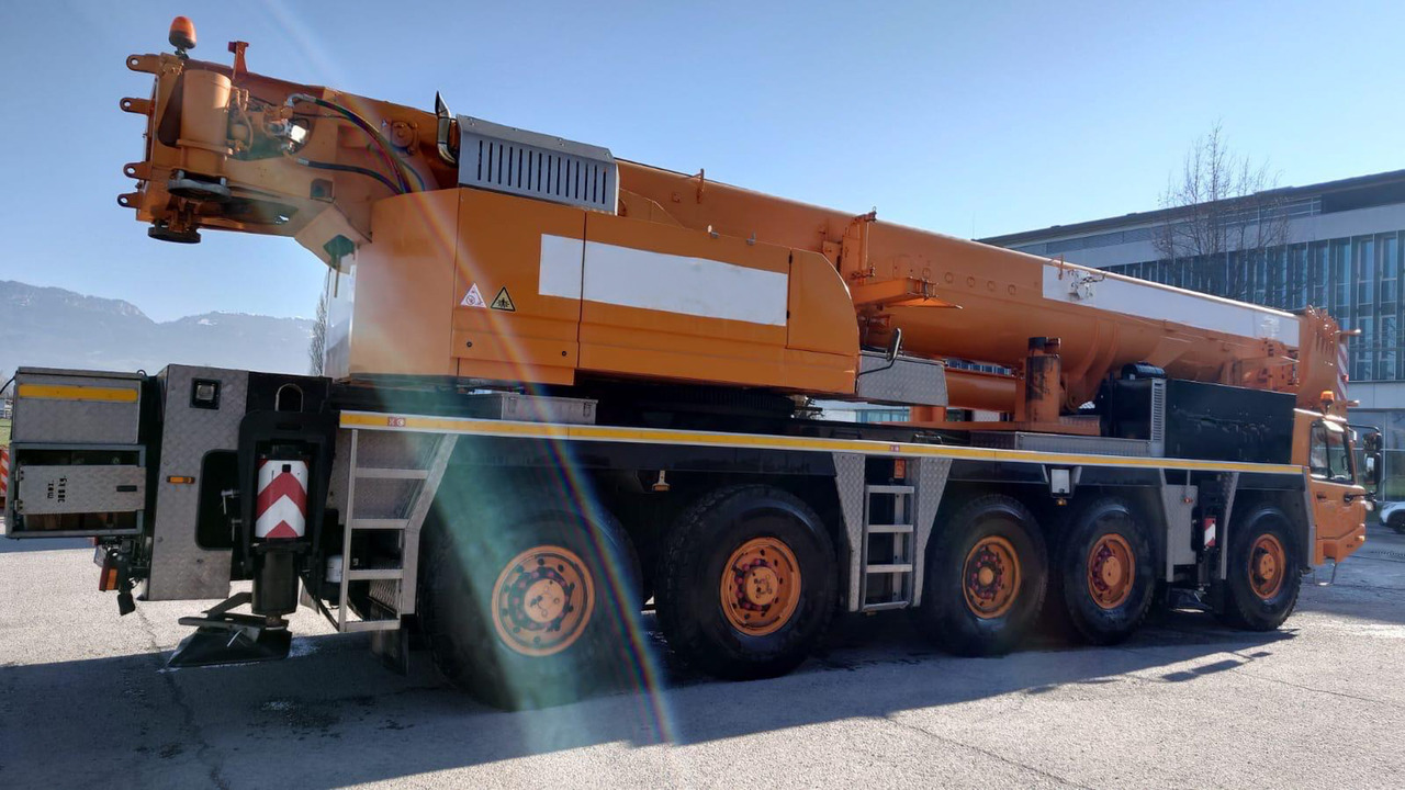 Tadano ATF 220G-5 - Mobile crane: picture 4 Tadano ATF 220G-5 - Mobile crane: picture 4