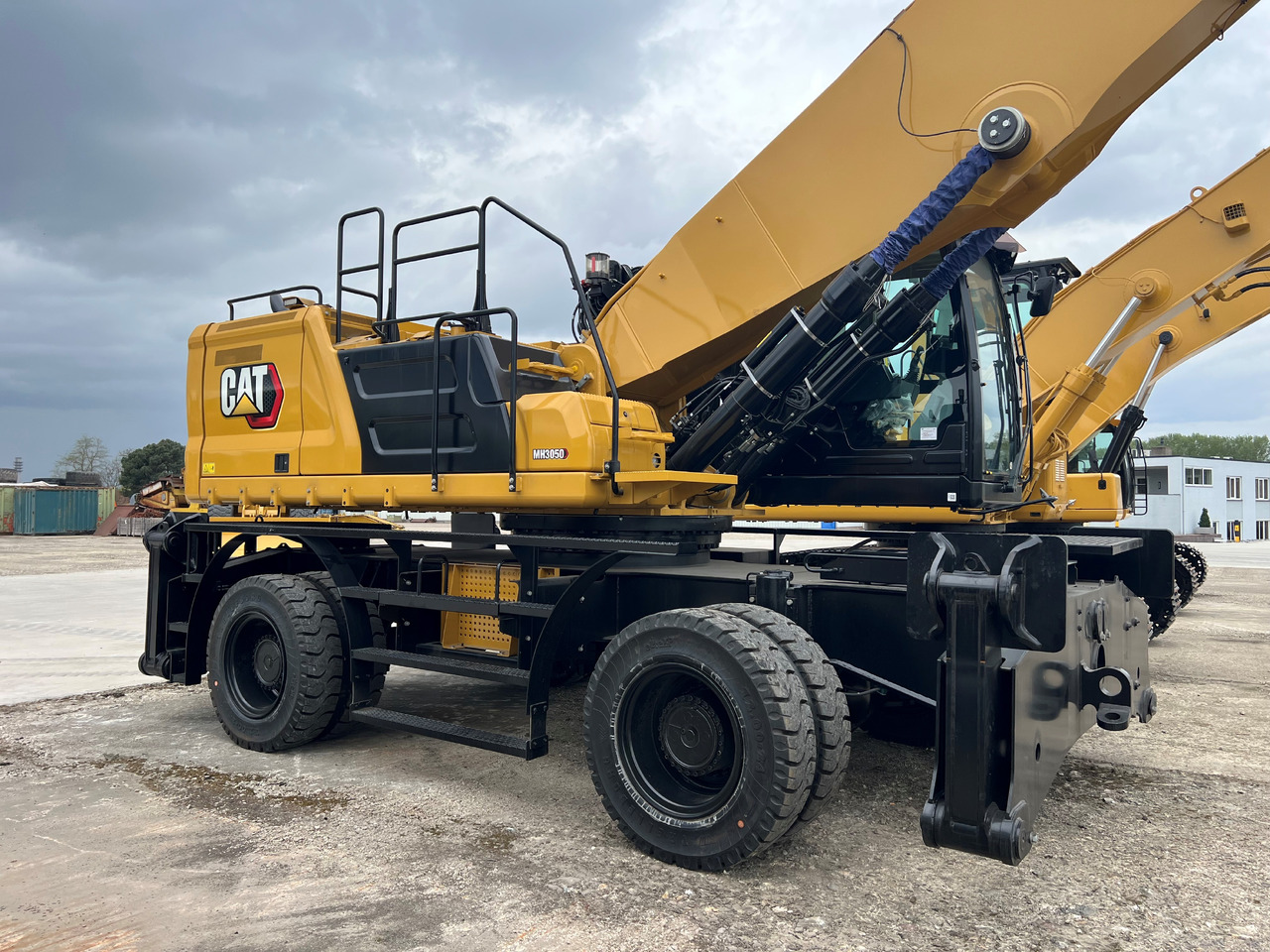 CATERPILLAR MH3050 - Waste/ Industry handler: picture 3 CATERPILLAR MH3050 - Waste/ Industry handler: picture 3
