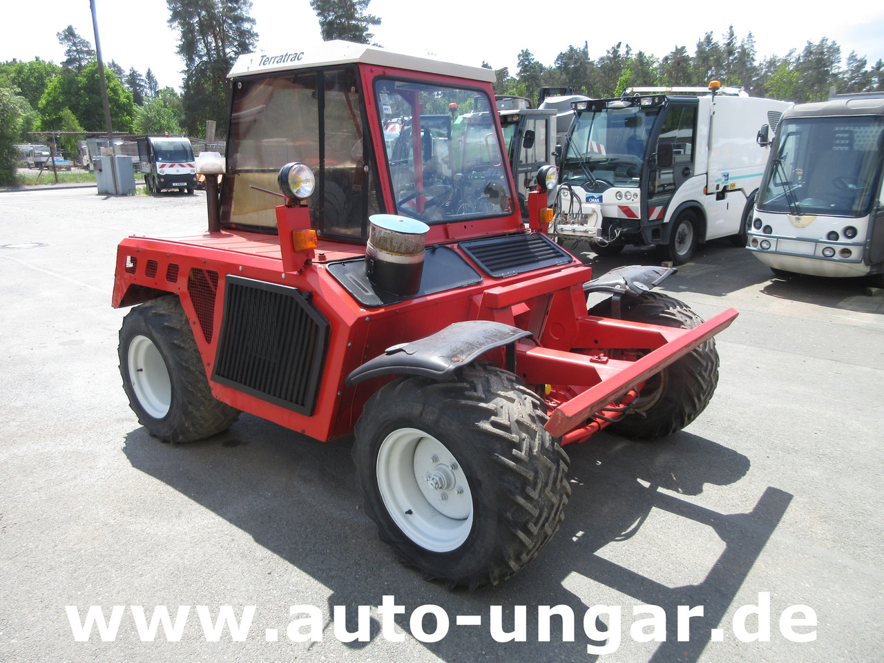 Aebi Terratrac TT88 Bergtraktor Metrac 4x4 Hydrostat 2x Zapfwelle Heckhydraulik - Farm tractor: picture 1 Aebi Terratrac TT88 Bergtraktor Metrac 4x4 Hydrostat 2x Zapfwelle Heckhydraulik - Farm tractor: picture 1