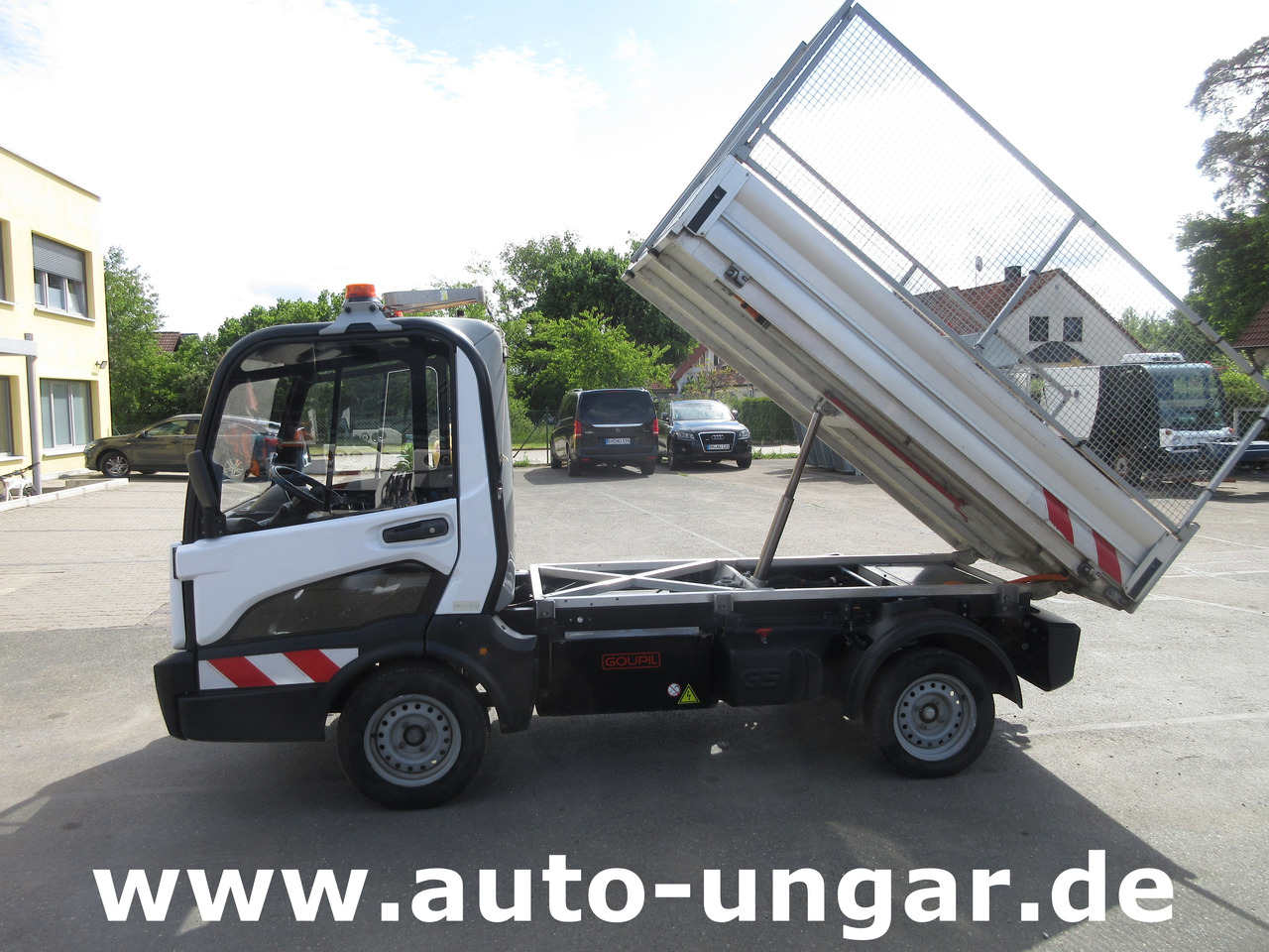 GOUPIL G5 Kipper lange Pritsche AHK Bordwanderhöhung Elektrofahrzeug - Electric utility vehicle: picture 4 GOUPIL G5 Kipper lange Pritsche AHK Bordwanderhöhung Elektrofahrzeug - Electric utility vehicle: picture 4