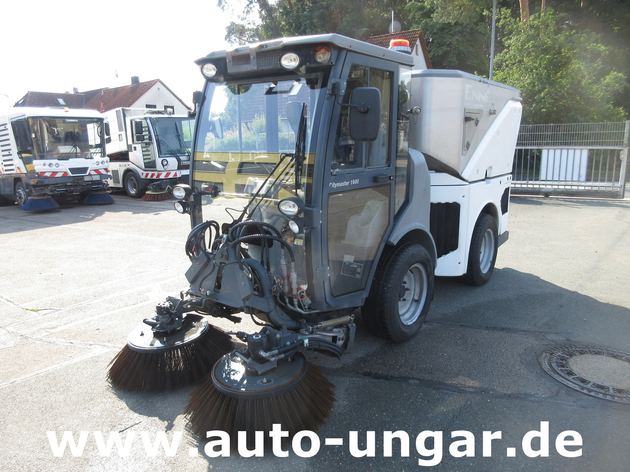 Hako Citymaster CM 1600 4x4 Kehrmaschine mit Kärcher am Heck - Road sweeper: picture 3 Hako Citymaster CM 1600 4x4 Kehrmaschine mit Kärcher am Heck - Road sweeper: picture 3