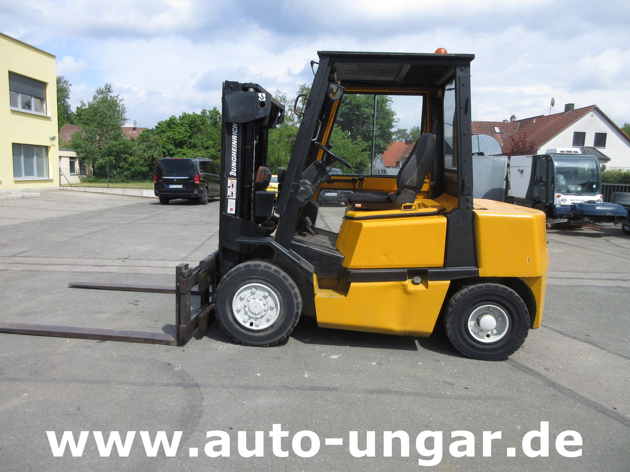 Diesel forklift JUNGHEINRICH DFG 40 Diesel Gabelstapler 4.000kg Freihub Steinbock Yale Still Boss: picture 7