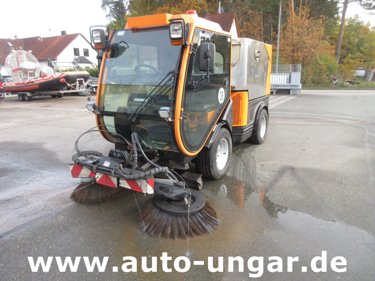 Nilfisk CR3500 Geräteträger Kommunalfahrzeug 4x4 Kehrmaschine Schmidt Flexigo - Road sweeper: picture 2 Nilfisk CR3500 Geräteträger Kommunalfahrzeug 4x4 Kehrmaschine Schmidt Flexigo - Road sweeper: picture 2