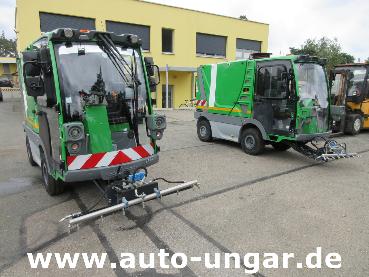 Tenax Elektra Hydro 2.0 Schwemmfahrzeug Laveuse Streetwasher 48V electric - Cleaning machinery: picture 1 Tenax Elektra Hydro 2.0 Schwemmfahrzeug Laveuse Streetwasher 48V electric - Cleaning machinery: picture 1