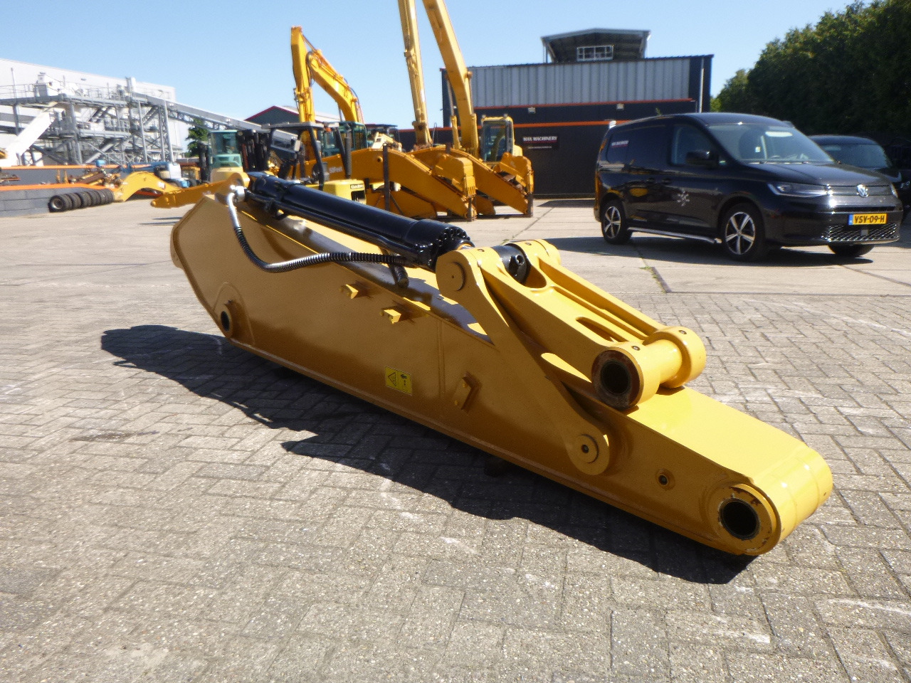 CATERPILLAR 320 GC - Boom for Excavator: picture 5 CATERPILLAR 320 GC - Boom for Excavator: picture 5
