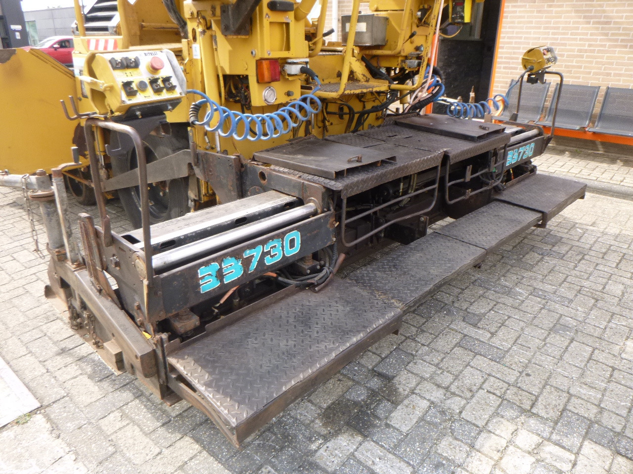 Asphalt paver CATERPILLAR BB730: picture 23 Asphalt paver CATERPILLAR BB730: picture 23