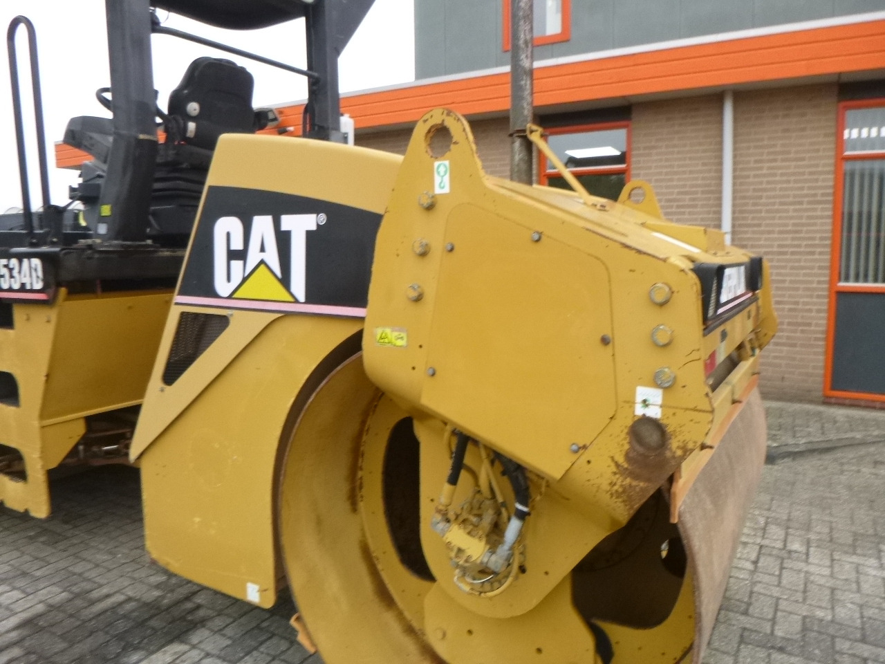 Leasing of CATERPILLAR CB-534D CATERPILLAR CB-534D: picture 16 Leasing of CATERPILLAR CB-534D CATERPILLAR CB-534D: picture 16