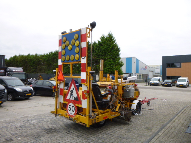 Cleanosol RL Thermoplastic marker - Asphalt machine: picture 4 Cleanosol RL Thermoplastic marker - Asphalt machine: picture 4