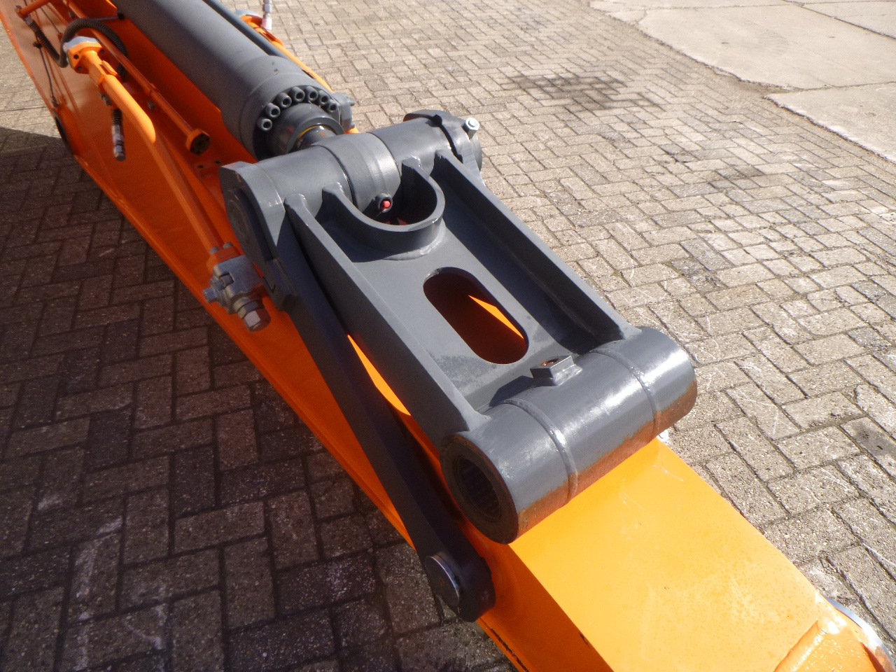 DOOSAN DX380LC - Boom for Excavator: picture 5 DOOSAN DX380LC - Boom for Excavator: picture 5