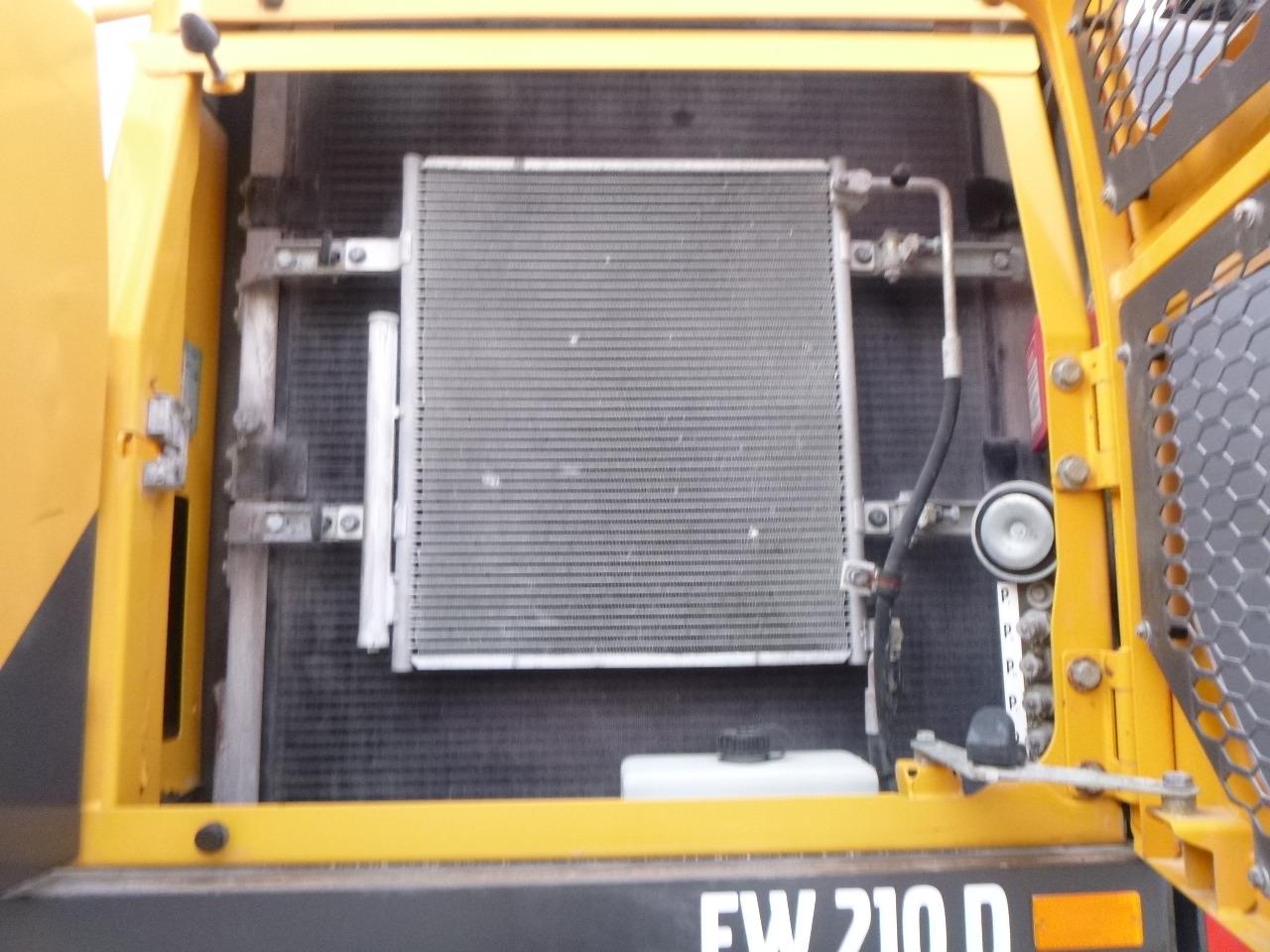 Wheel excavator VOLVO EW210D: picture 24 Wheel excavator VOLVO EW210D: picture 24