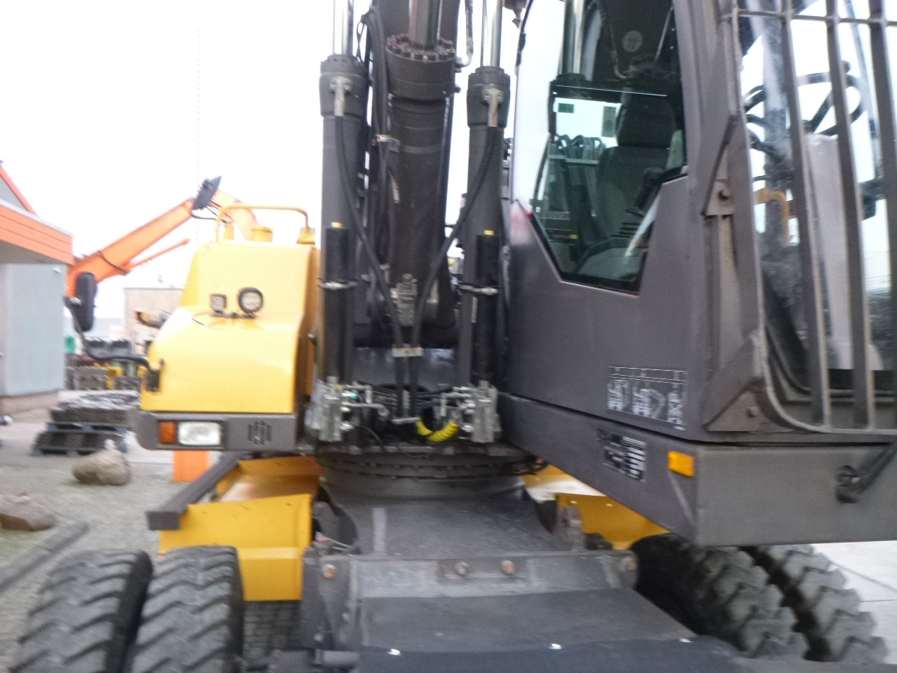 Wheel excavator VOLVO EW210D: picture 19 Wheel excavator VOLVO EW210D: picture 19