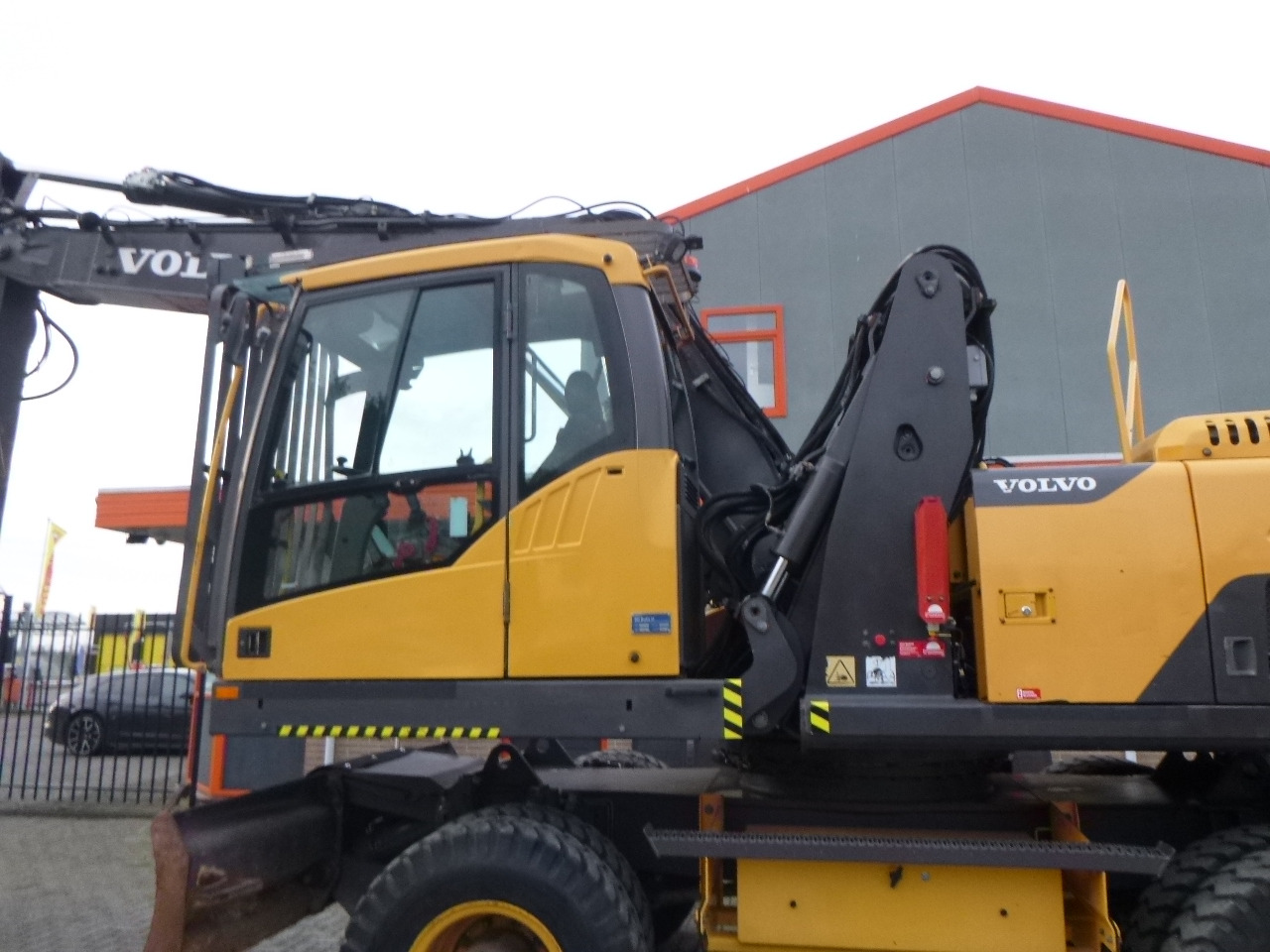 Wheel excavator VOLVO EW210D: picture 13 Wheel excavator VOLVO EW210D: picture 13