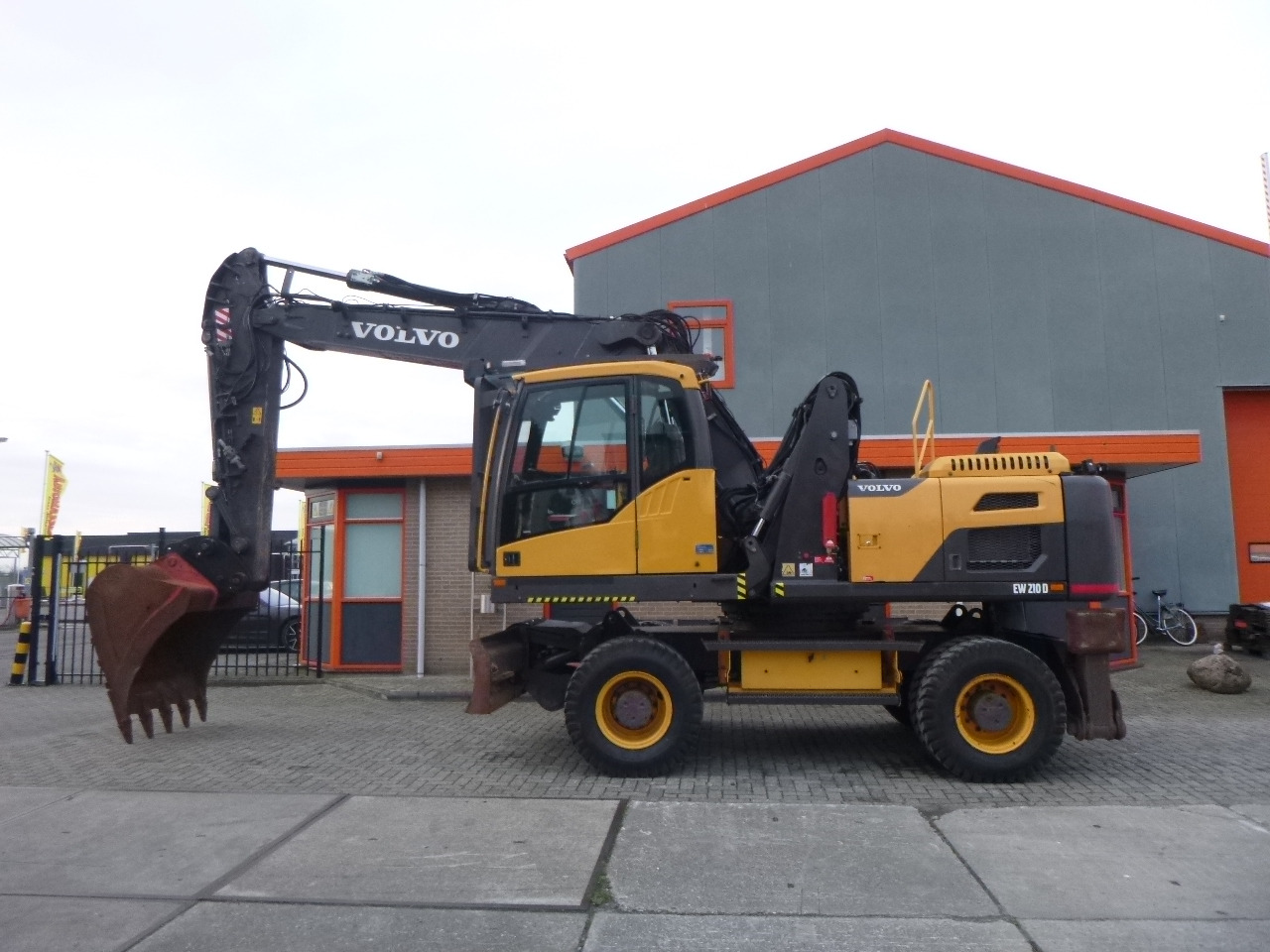 Wheel excavator VOLVO EW210D: picture 30 Wheel excavator VOLVO EW210D: picture 30