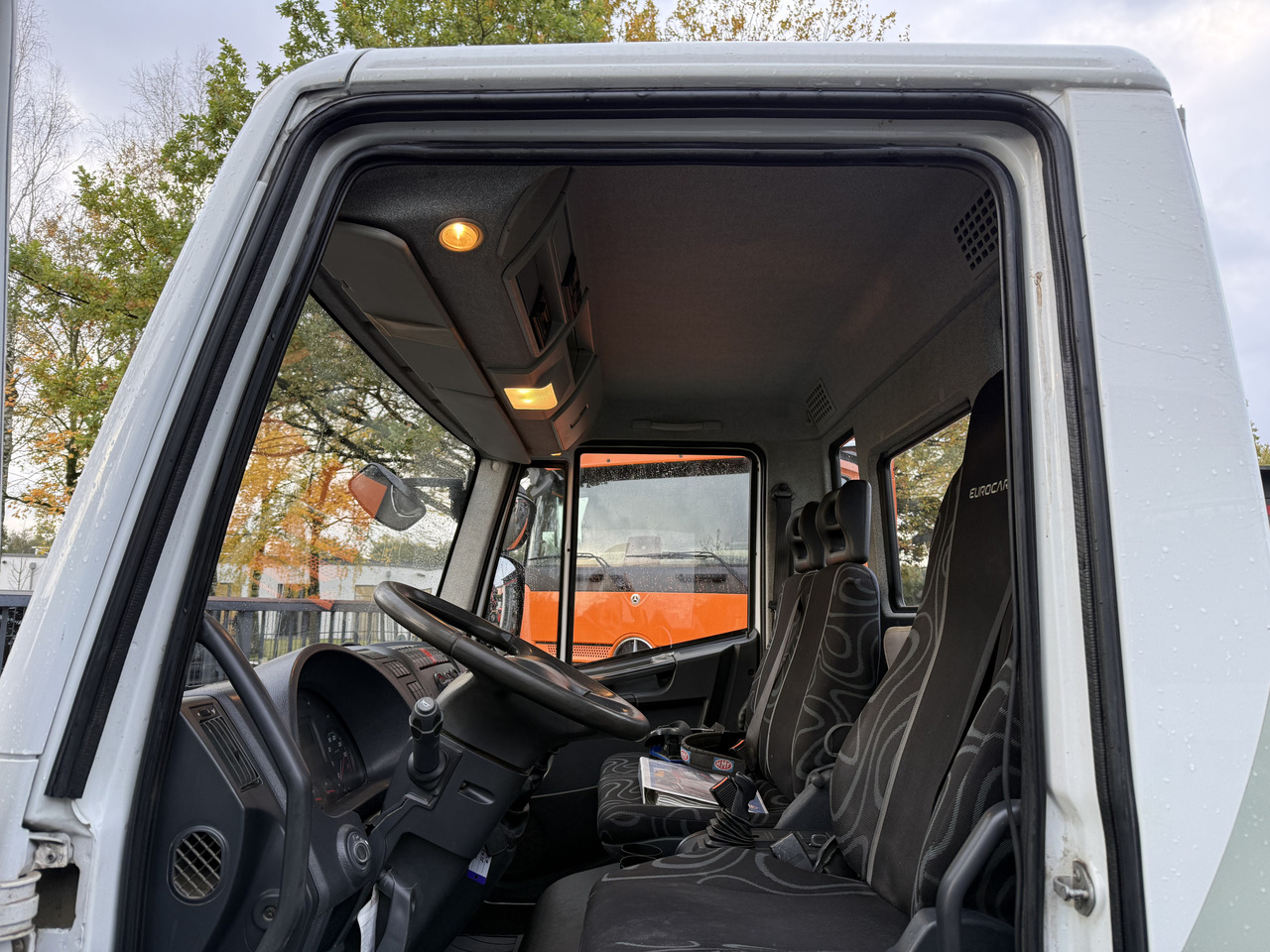 Iveco EuroCargo 80E22 Kran HMF 735 bis 15 Meter - Dropside/ Flatbed truck, Crane truck: picture 5 Iveco EuroCargo 80E22 Kran HMF 735 bis 15 Meter - Dropside/ Flatbed truck, Crane truck: picture 5