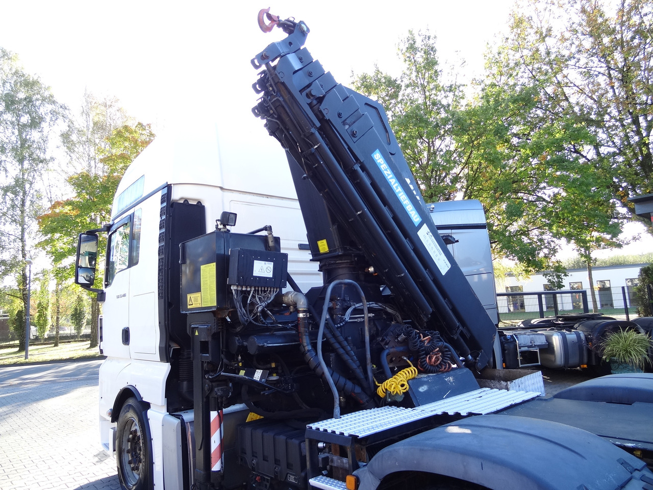 MAN TGX 33.480 6X4 Kran MKG 381 bis 20 Meter - Crane truck, Tractor unit: picture 5 MAN TGX 33.480 6X4 Kran MKG 381 bis 20 Meter - Crane truck, Tractor unit: picture 5