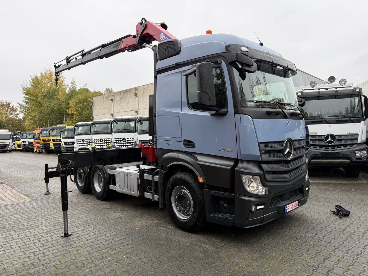 Crane truck, Tractor unit Mercedes-Benz Actros 2548 LS 6X2 Kran HMF 3220 bis 16 Meter: picture 15 Crane truck, Tractor unit Mercedes-Benz Actros 2548 LS 6X2 Kran HMF 3220 bis 16 Meter: picture 15