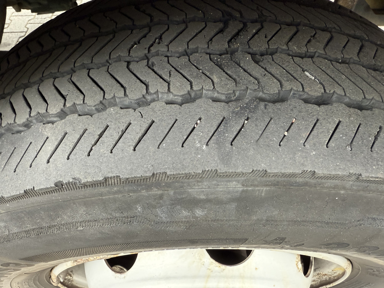 Volvo FL250.16 HMF 875 K3 - Crane truck: picture 3 Volvo FL250.16 HMF 875 K3 - Crane truck: picture 3