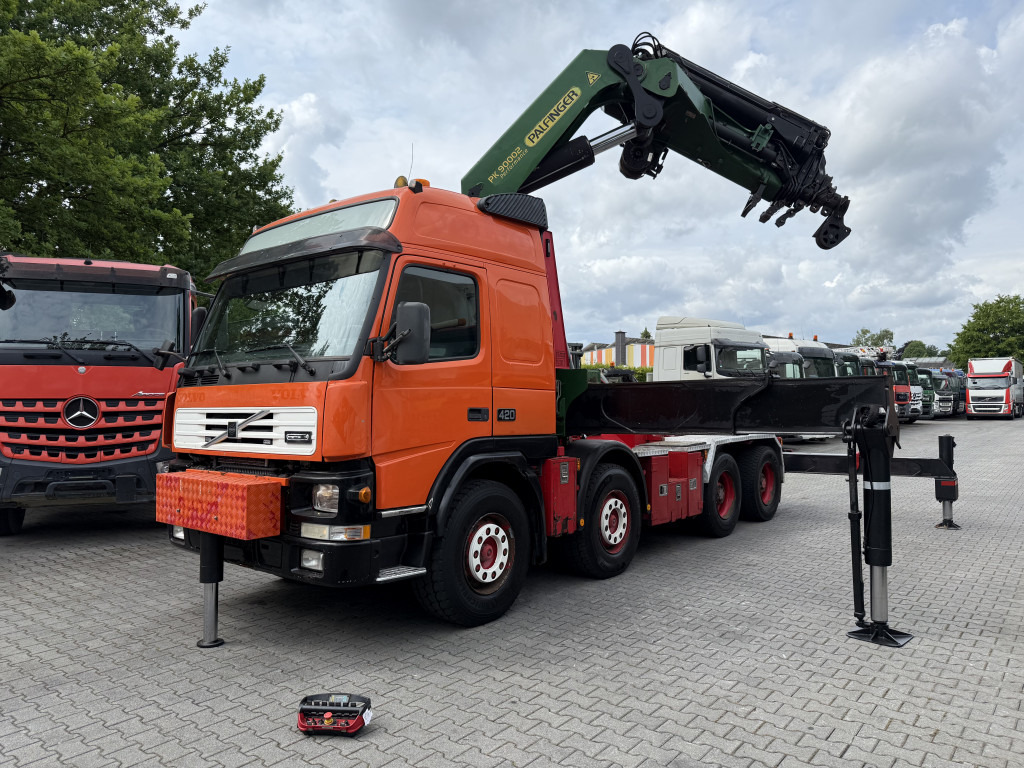 Crane truck Volvo FM12 420 8X4 Kran Palfinger PK90002 31 Meter: picture 9