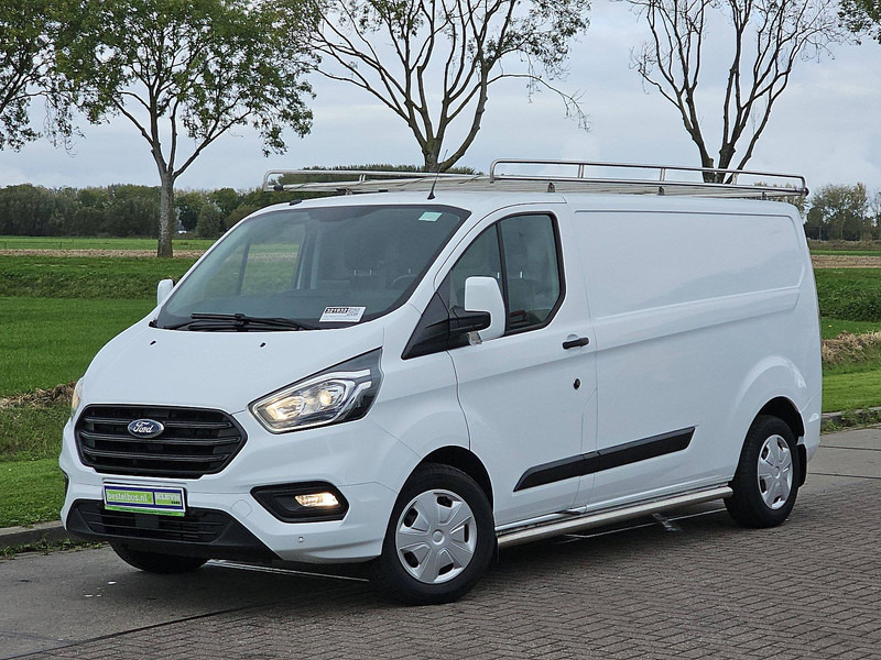 Ford Transit Custom 2.0 L2H1 Imperiaal Euro6 - Small van: picture 2 Ford Transit Custom 2.0 L2H1 Imperiaal Euro6 - Small van: picture 2