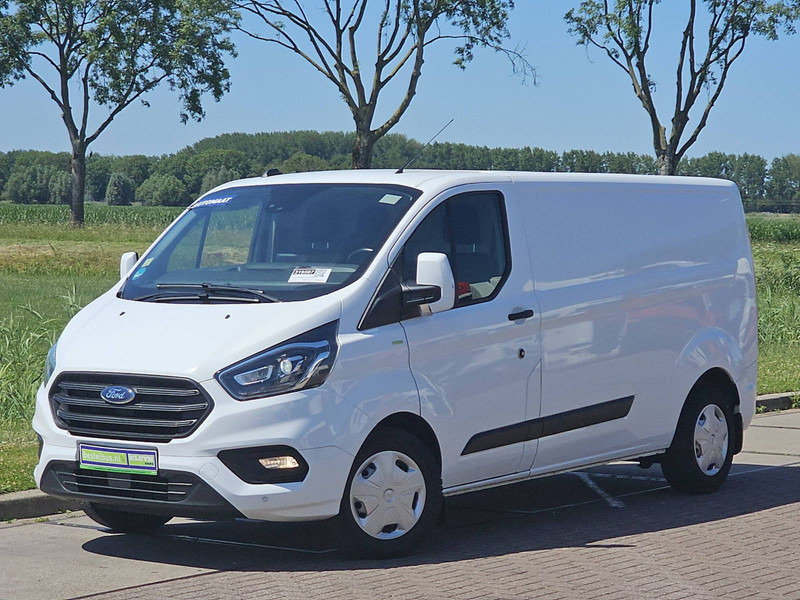 Ford Transit Custom 2.0 L2H1 Navi Trekhaak - Small van: picture 2 Ford Transit Custom 2.0 L2H1 Navi Trekhaak - Small van: picture 2