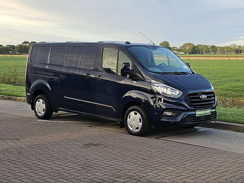 Ford Transit Custom 2.0 L2H1 Navi Trekhaak ! - Small van: picture 5 Ford Transit Custom 2.0 L2H1 Navi Trekhaak ! - Small van: picture 5