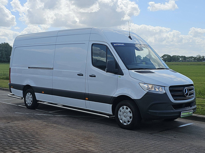 Mercedes-Benz Sprinter 311 CDI AUT. L3H2 - Panel van: picture 5 Mercedes-Benz Sprinter 311 CDI AUT. L3H2 - Panel van: picture 5