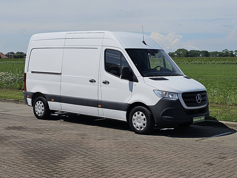 Mercedes-Benz Sprinter 314 L2H2 Mbux Automaat! - Panel van: picture 5 Mercedes-Benz Sprinter 314 L2H2 Mbux Automaat! - Panel van: picture 5