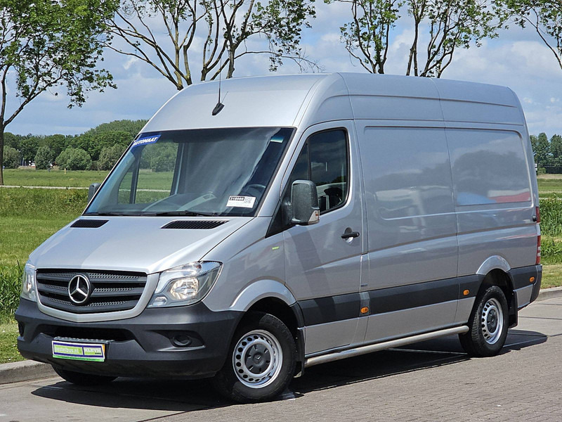 Mercedes-Benz Sprinter 316 CDI AUT. L2H2 - Panel van: picture 2 Mercedes-Benz Sprinter 316 CDI AUT. L2H2 - Panel van: picture 2
