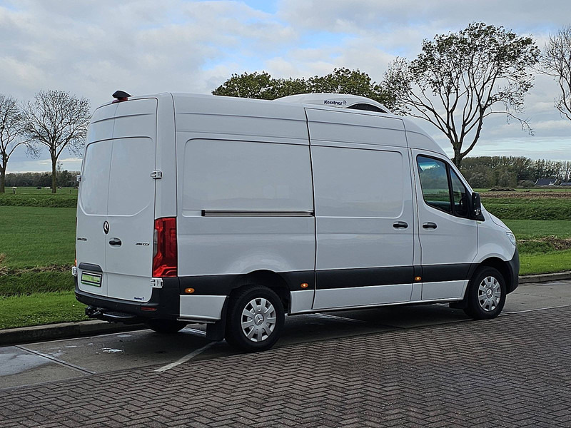 Mercedes-Benz Sprinter 316 L2H2 Koelwagen Mbux - Refrigerated van: picture 3 Mercedes-Benz Sprinter 316 L2H2 Koelwagen Mbux - Refrigerated van: picture 3