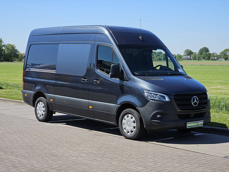 Mercedes-Benz Sprinter 317 L2H2 LED Navi PDC! - Small van: picture 5 Mercedes-Benz Sprinter 317 L2H2 LED Navi PDC! - Small van: picture 5