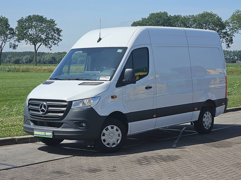 Mercedes-Benz Sprinter 317 L2H2 Navi Mbux - Panel van: picture 2 Mercedes-Benz Sprinter 317 L2H2 Navi Mbux - Panel van: picture 2