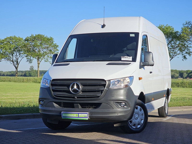 Mercedes-Benz Sprinter 317 L2H2 Navi RWD! - Panel van: picture 1 Mercedes-Benz Sprinter 317 L2H2 Navi RWD! - Panel van: picture 1