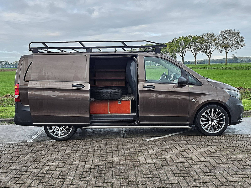 Small van Mercedes-Benz Vito: picture 16