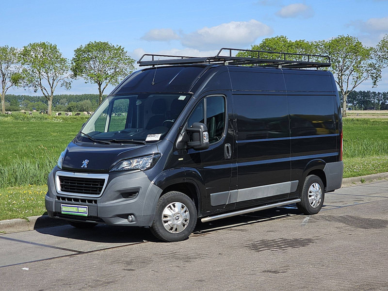 Peugeot Boxer 2.2 L2H2 Imperiaal Airco - Small van: picture 2 Peugeot Boxer 2.2 L2H2 Imperiaal Airco - Small van: picture 2