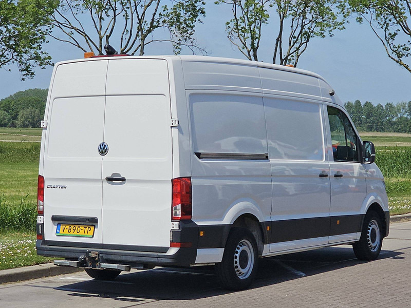 Volkswagen Crafter 2.0 TDI 140 L2H2 AUT. - Panel van: picture 3 Volkswagen Crafter 2.0 TDI 140 L2H2 AUT. - Panel van: picture 3
