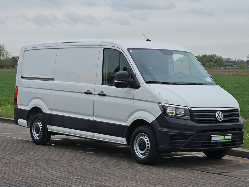 Volkswagen Crafter 30 2.0 L2H1 Trekhaak AC - Small van: picture 5 Volkswagen Crafter 30 2.0 L2H1 Trekhaak AC - Small van: picture 5
