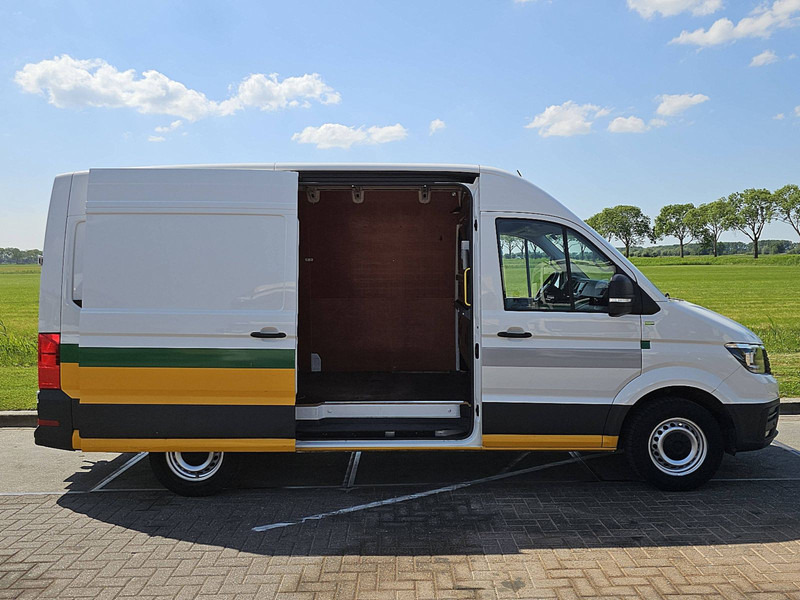 Leasing of Volkswagen Crafter 35 2.0 TDI 177 L2H2 Volkswagen Crafter 35 2.0 TDI 177 L2H2: picture 14