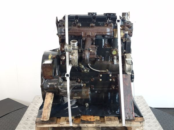 Caterpillar/Perkins 3054C Engine (Plant) - Engine for Construction machinery: picture 3 Caterpillar/Perkins 3054C Engine (Plant) - Engine for Construction machinery: picture 3