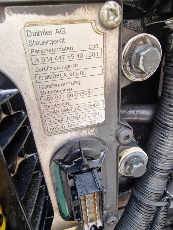 Mercedes Benz OM906LA.V/3-00 With PTO Engine (Truck) - Engine for Truck: picture 2 Mercedes Benz OM906LA.V/3-00 With PTO Engine (Truck) - Engine for Truck: picture 2