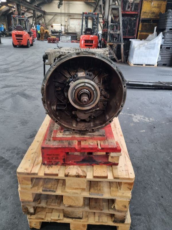 Renault AT2412C Gearbox - Gearbox: picture 2 Renault AT2412C Gearbox - Gearbox: picture 2