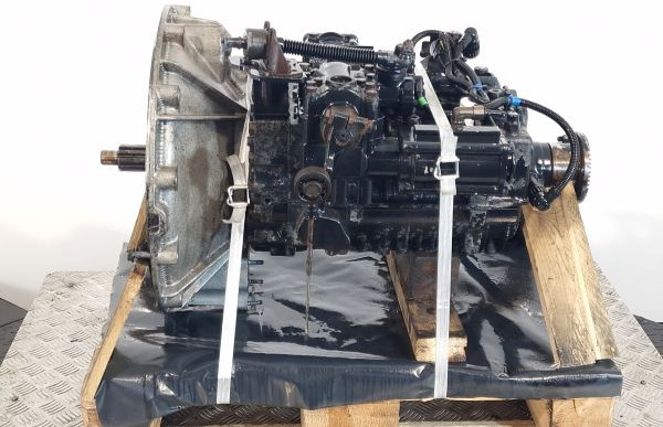 ZF 6S850 Renault Spec Gearbox - Gearbox: picture 3 ZF 6S850 Renault Spec Gearbox - Gearbox: picture 3