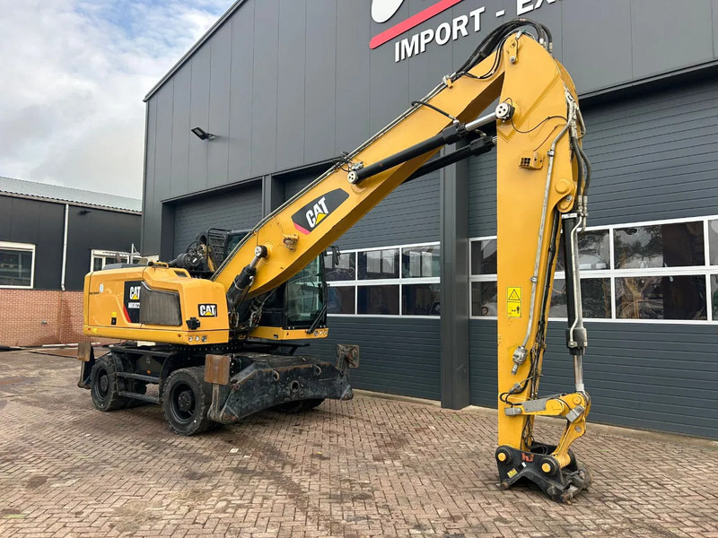 Caterpillar MH3022 - Waste/ Industry handler: picture 2 Caterpillar MH3022 - Waste/ Industry handler: picture 2