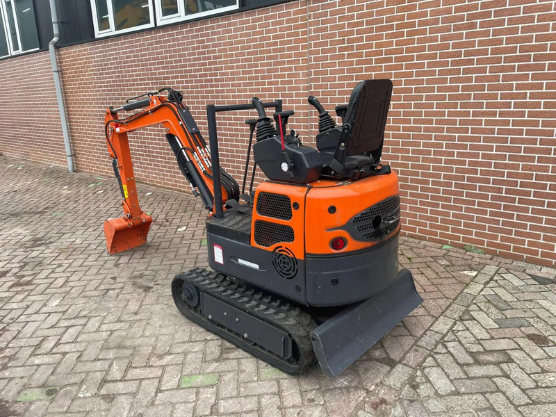 Rhino RTE-11B - Mini excavator: picture 2 Rhino RTE-11B - Mini excavator: picture 2