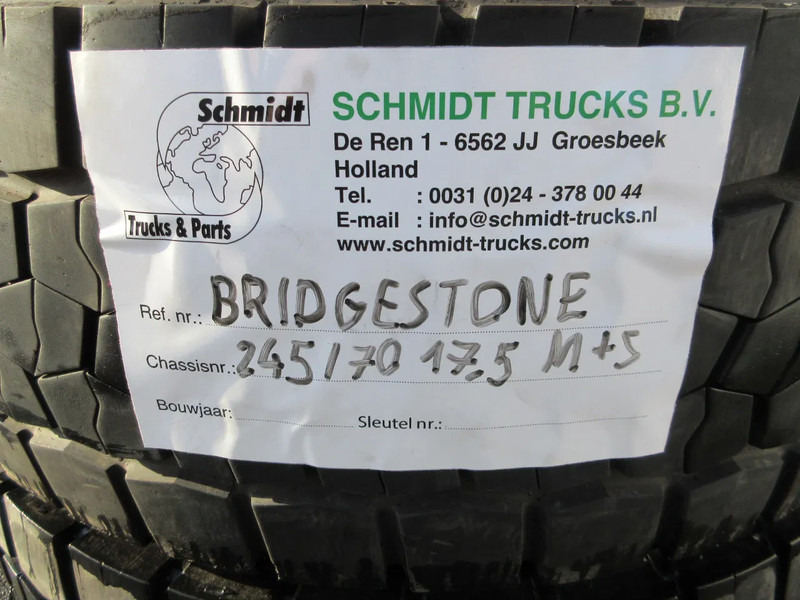 Bridgestone 245/70R 17.5 M+S BRIDGESTONE 4 X ACHTERWIEL STAALWIEL DAF LF 230 EURO 6 - Tire for Truck: picture 5 Bridgestone 245/70R 17.5 M+S BRIDGESTONE 4 X ACHTERWIEL STAALWIEL DAF LF 230 EURO 6 - Tire for Truck: picture 5
