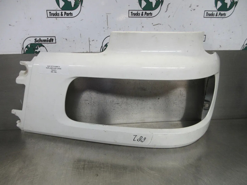 DAF 1363371 // 1363372 KOPLAMP RING DAF CF 75 EURO 5 RECHTS EN LINKS - Cab and interior for Truck: picture 2 DAF 1363371 // 1363372 KOPLAMP RING DAF CF 75 EURO 5 RECHTS EN LINKS - Cab and interior for Truck: picture 2